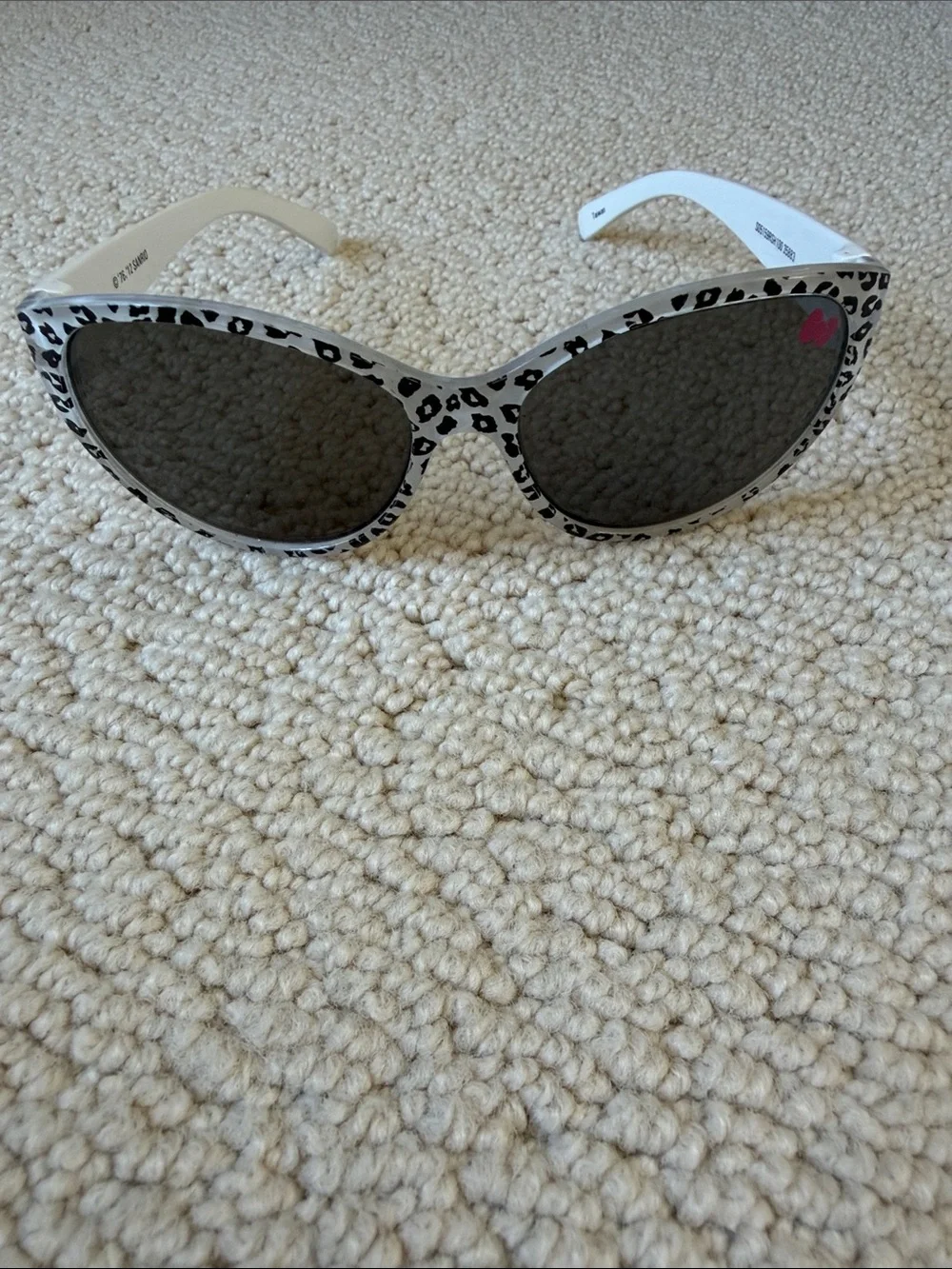 Sanrio Kids Leopard Print Sunglasses with Black Lenses and Pink Bow Accent